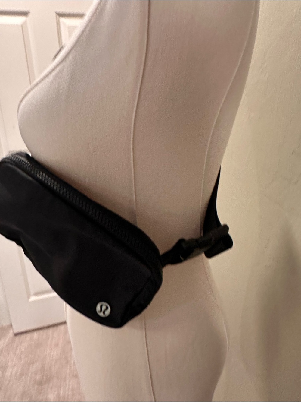 lululemon athletica Black Compact Crossbody Sling Bag - Picture 2 of 3